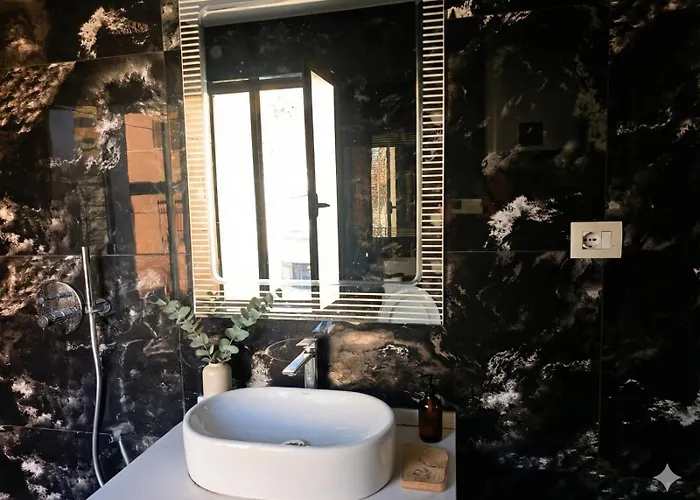 Patricia Center Hotel *