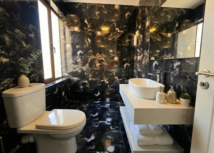 Patricia Center * Tirana