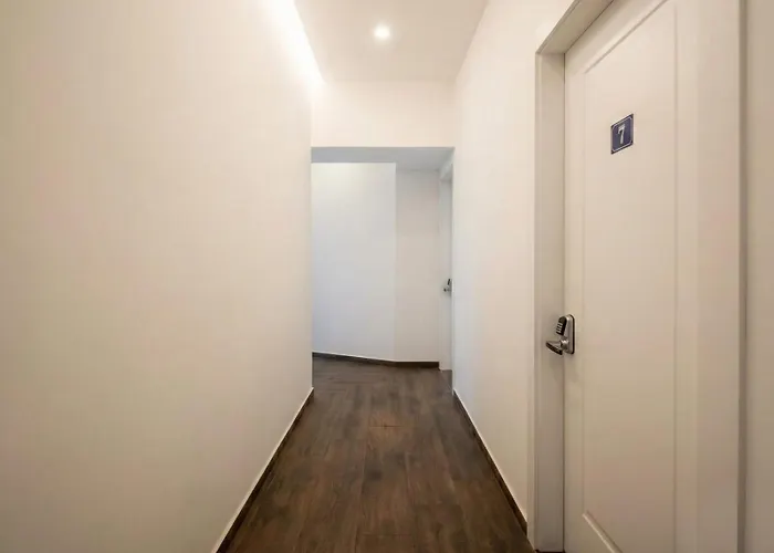 Patricia Center Hotel *