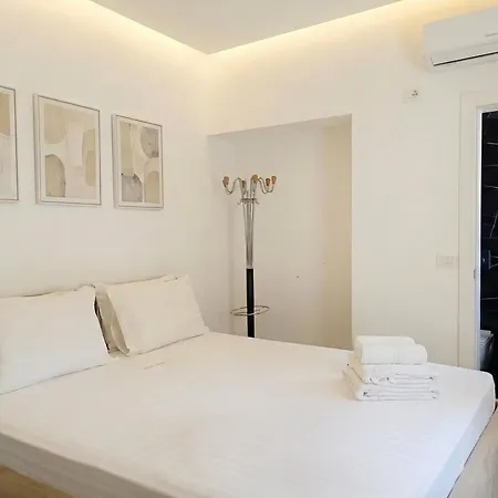 Patricia Center Hotel