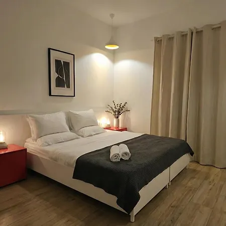 Patricia Center Hotel *